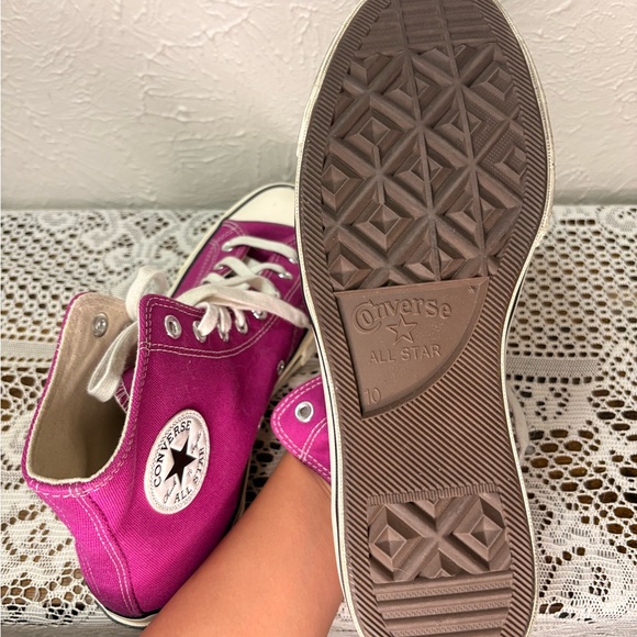 Converse High-Tops in Fuchsia and White - Picture 7 of 7